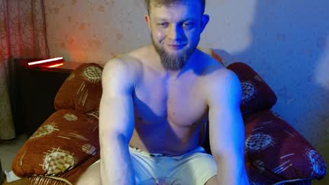 Snapshot of hardandripped chatting on January 23, 4:41 am Valentino Hard online show from January 23, 4:41 am