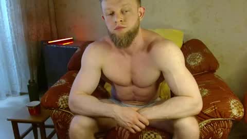 Snapshot of hardandripped chatting on February 24, 7:33 am Valentino Hard online show from February 24, 7:33 am