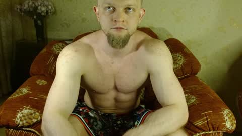 Snapshot of hardandripped chatting on December 11, 2:54 am Valentino Hard online show from December 11, 2:54 am