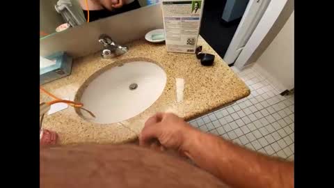 hardforu8675 online show from October 5, 8:29 am