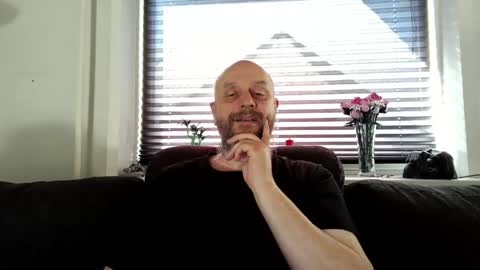 MrLazy online show from April 22, 8:52 am