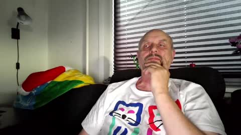 MrLazy online show from June 6, 4:57 pm