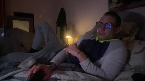 Snapshot of hardnstyle chatting on February 23, 5:06 am HARD AND STYLE online show from February 23, 5:06 am