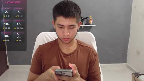 Snapshot of harold_18_ chatting on February 20, 6:57 pm harold_18_ online show from February 20, 6:57 pm