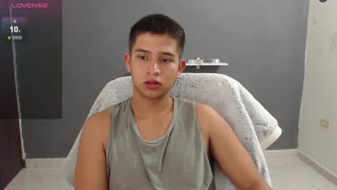 Snapshot of harold_18_ chatting on February 7, 7:27 pm harold_18_ online show from February 7, 7:27 pm