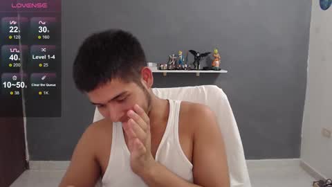 Snapshot of harold_18_ chatting on February 19, 6:43 pm harold_18_ online show from February 19, 6:43 pm