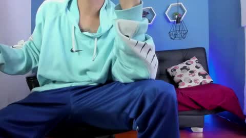 harold_999 online show from May 1, 3:43 am