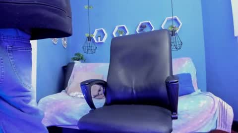 harold_999 online show from June 12, 4:33 am