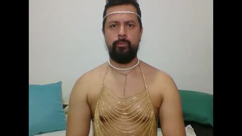 Snapshot of harry_goldenmillerx10fun chatting on February 6, 3:41 pm Harry online show from February 6, 3:41 pm