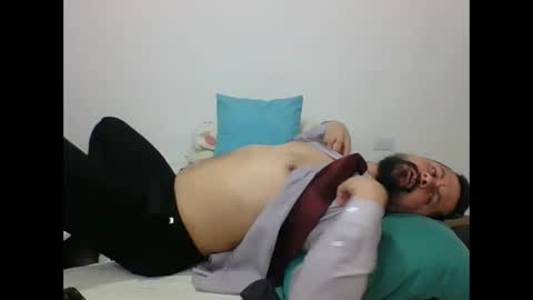 Snapshot of harry_goldenmillerx10fun chatting on January 16, 2:19 pm Harry online show from January 16, 2:19 pm