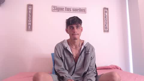 harry thomson online show from December 5, 9:06 pm