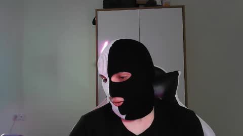 Two-Face online show from March 28, 10:10 pm