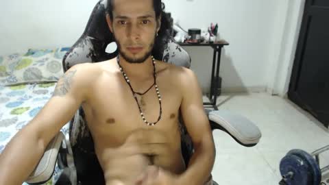 Snapshot of hasani_savala chatting on September 26, 5:49 am Hasani online show from September 26, 5:49 am