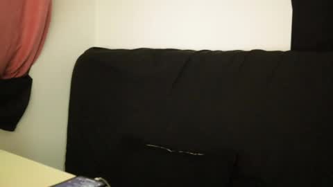 Snapshot of hatsumotokyoto chatting on January 28, 12:47 am More content 2 online show from January 28, 12:47 am