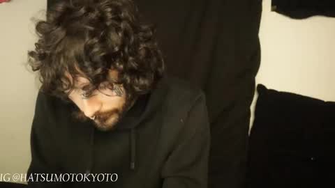 Snapshot of hatsumotokyoto chatting on February 21, 1:55 am More content 2 online show from February 21, 1:55 am