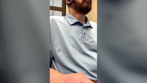 hawkeyedad online show from April 23, 8:00 pm