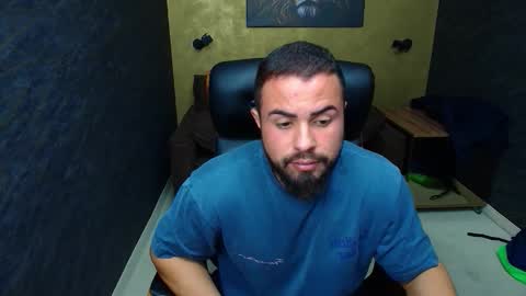 HayesWood online show from October 31, 6:39 am