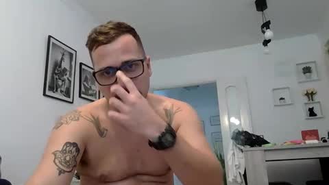 haze_john online show from April 21, 3:18 pm