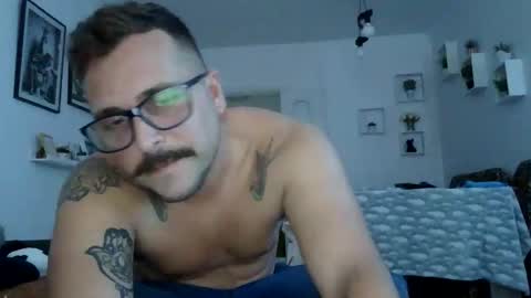 haze_john online show from April 22, 3:50 pm