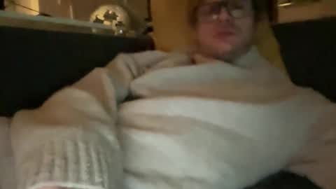 hchappel19 online show from November 22, 1:16 am