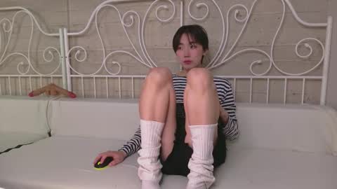 Snapshot of heejinwang chatting on October 16, 8:39 pm HEEJIN online show from October 16, 8:39 pm