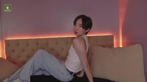 Snapshot of heejinwang chatting on September 20, 3:34 pm HEEJIN online show from September 20, 3:34 pm
