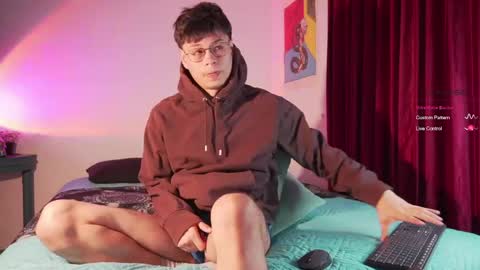 Helio online show from April 22, 3:02 am