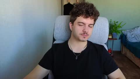 Remy online show from April 6, 4:57 am