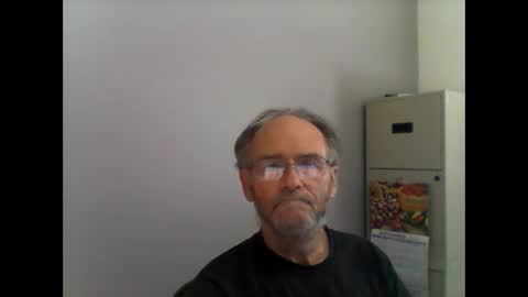 Snapshot of helopilot01 chatting on September 11, 9:47 pm helopilot01 online show from September 11, 9:47 pm