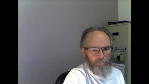Snapshot of helopilot01 chatting on March 4, 3:59 pm helopilot01 online show from March 4, 3:59 pm