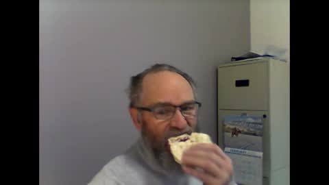 Snapshot of helopilot01 chatting on February 16, 6:21 pm helopilot01 online show from February 16, 6:21 pm