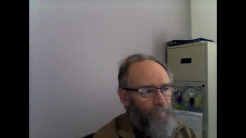 Snapshot of helopilot01 chatting on March 1, 7:26 pm helopilot01 online show from March 1, 7:26 pm