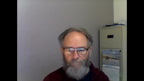 Snapshot of helopilot01 chatting on February 18, 12:37 am helopilot01 online show from February 18, 12:37 am