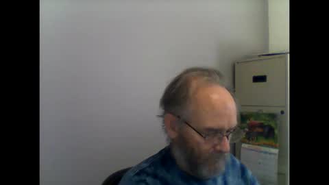 Snapshot of helopilot01 chatting on October 12, 4:23 pm helopilot01 online show from October 12, 4:23 pm