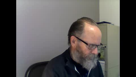Snapshot of helopilot01 chatting on March 2, 11:28 pm helopilot01 online show from March 2, 11:28 pm