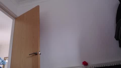 older cock online show from February 18, 3:42 pm