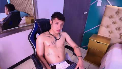 Hennesyy  online show from March 6, 9:56 pm