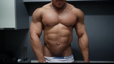 Henri online show from March 9, 10:15 pm