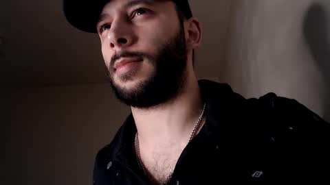 HenryAxe online show from February 11, 11:15 am