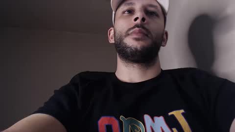 HenryAxe online show from November 11, 2:27 am