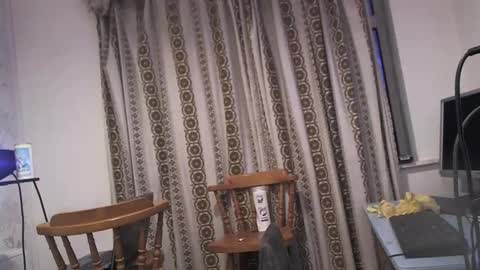 Snapshot of hermeneutika chatting on October 18, 6:18 am mature online show from October 18, 6:18 am