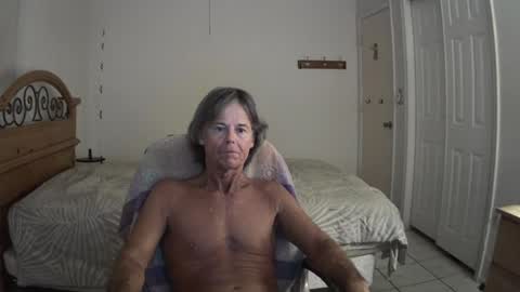 hewes1 online show from July 29, 12:20 am