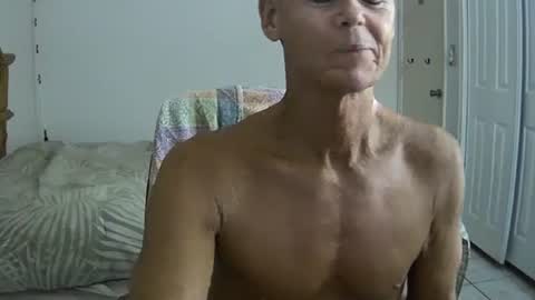 Snapshot of hewes1 chatting on September 13, 3:07 am hewes1 online show from September 13, 3:07 am