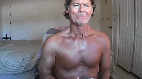 hewes1 online show from March 31, 12:07 pm