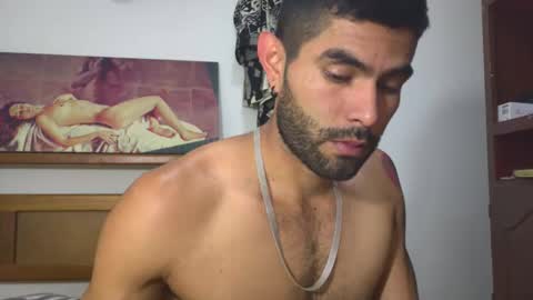 hideonbush online show from April 23, 1:13 pm