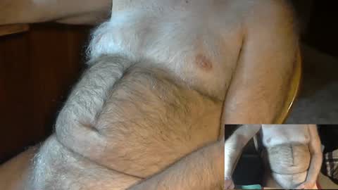 Snapshot of higgins11 chatting on January 25, 1:32 am higgins11 online show from January 25, 1:32 am