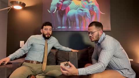 Snapshot of highlatin_guys chatting on March 8, 2:32 am Terry and E online show from March 8, 2:32 am