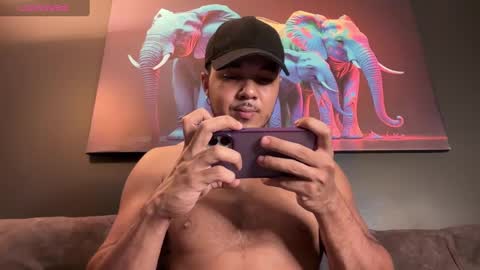 Snapshot of highlatin_guys chatting on February 2, 7:52 am Terry and E online show from February 2, 7:52 am