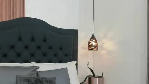 Hisoka online show from September 15, 12:50 pm