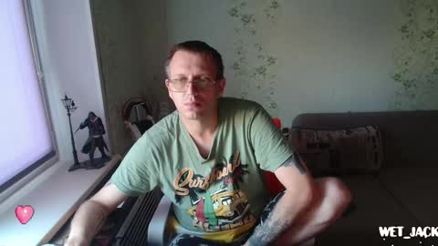 Snapshot of hlestus chatting on September 29, 6:45 am Wet Jack online show from September 29, 6:45 am